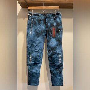 Mountain bike pants